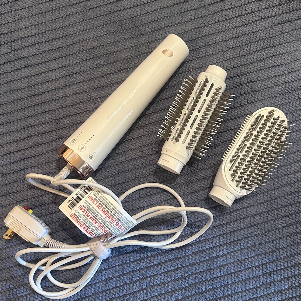 Like New T3 White and Gold Airbrush tool Set